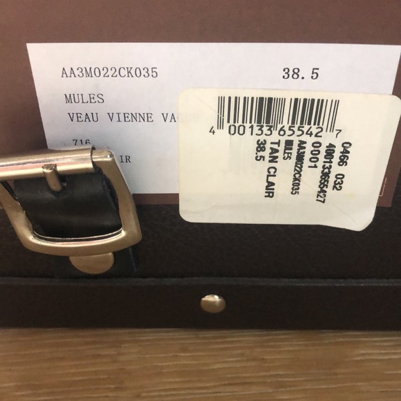 Alaia perforated leather slides size 38.5 New with box - Picture 10 of 10